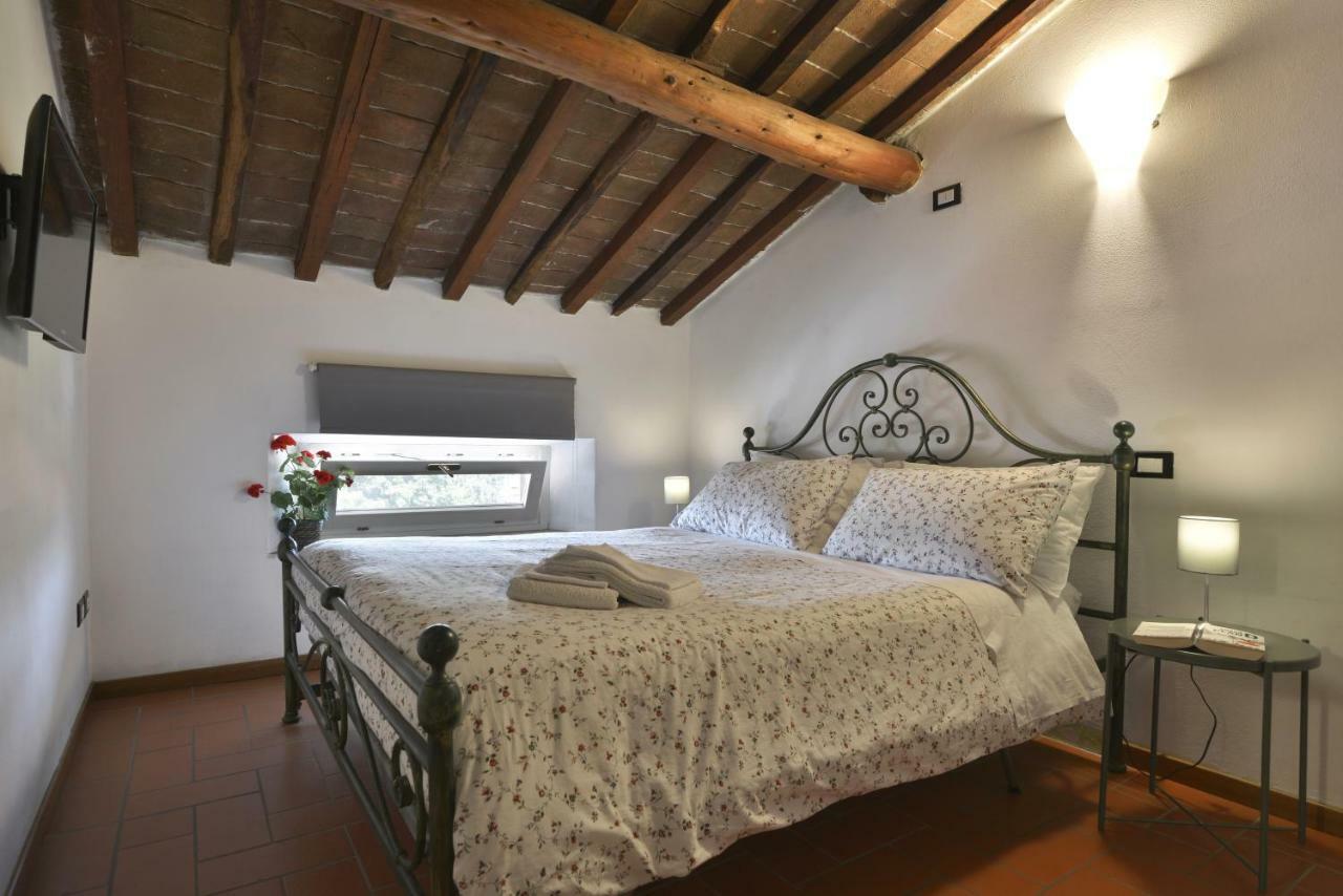 Charme Con Parcheggio Apartment ลุคคา ภายนอก รูปภาพ